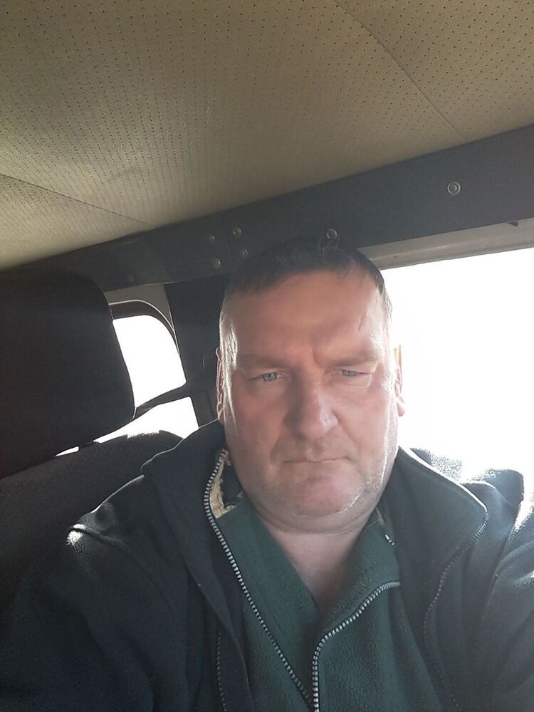  32974493  , 49 ,    