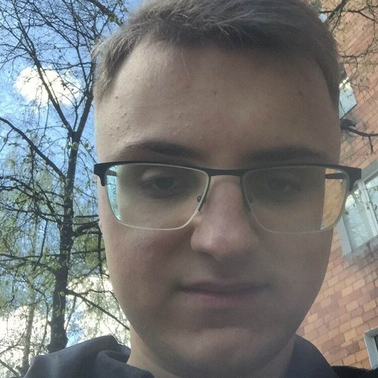  26184673  Lukiancuk, 26 ,    