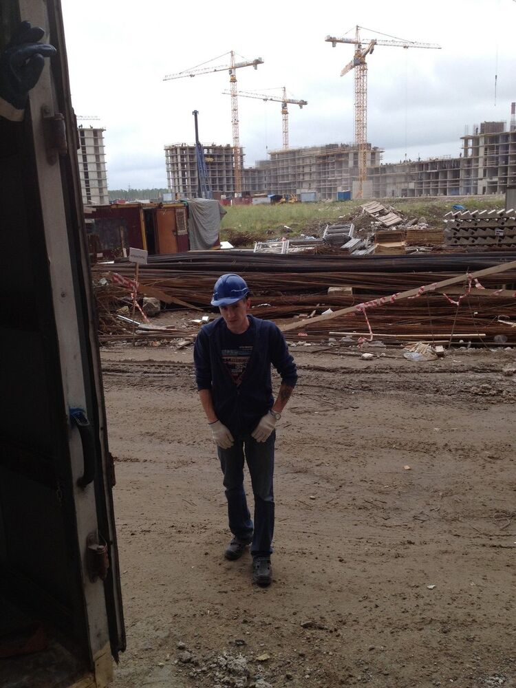  4043123  , 42 ,    -