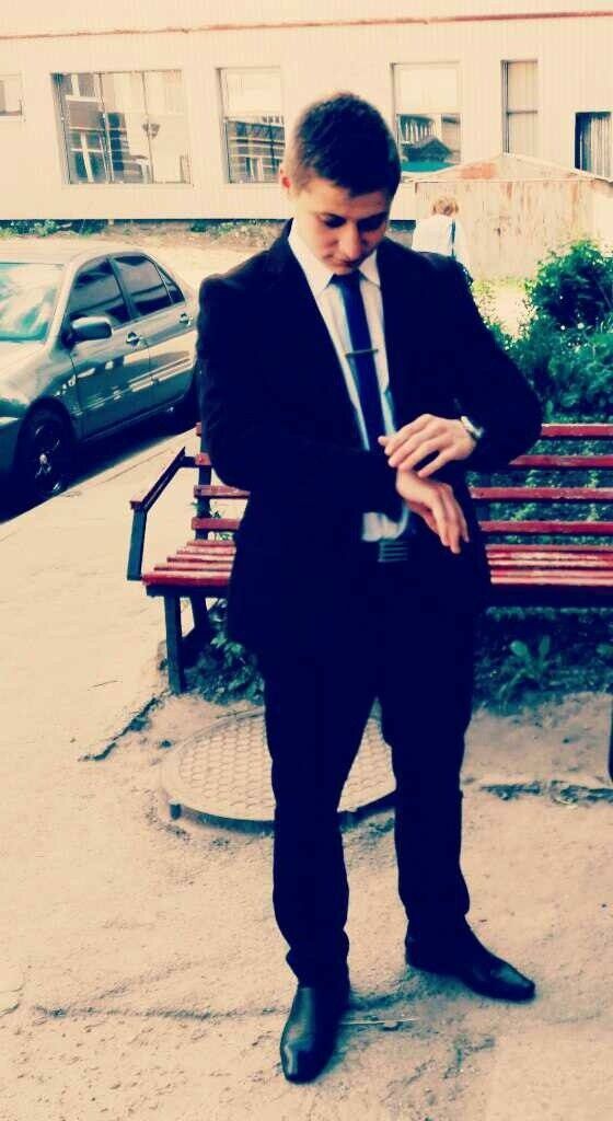  10131373  Aleksandr, 31 ,    