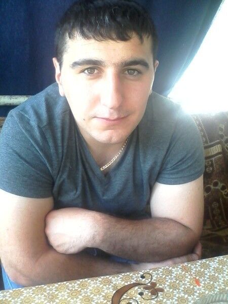  8900683  EDGAR, 36 ,    