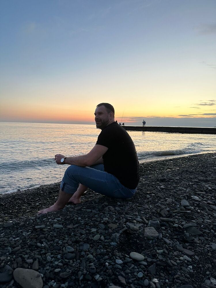  ,   Vladimir, 39 ,   ,   