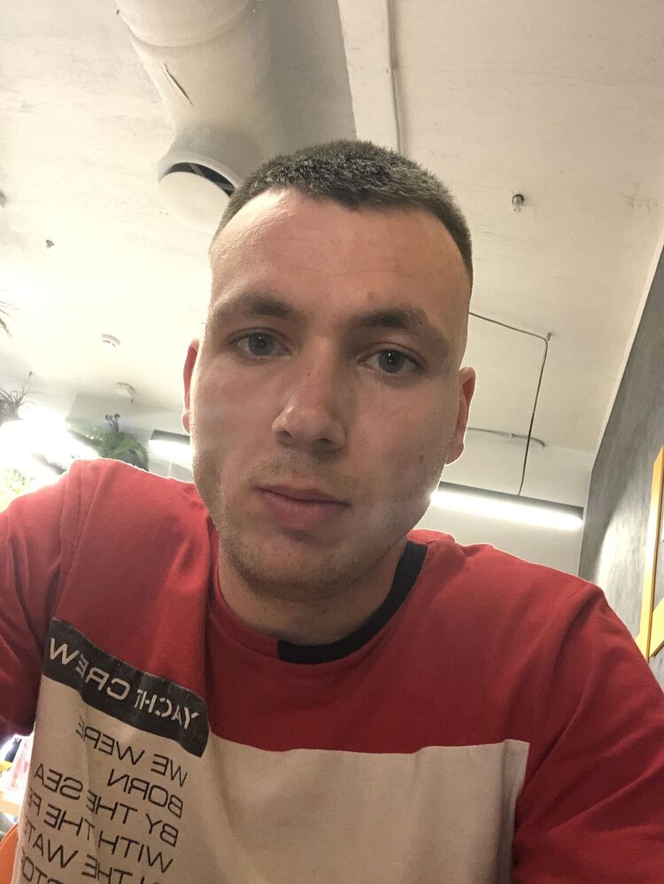  ,   Andrej, 28 ,   ,   , c 