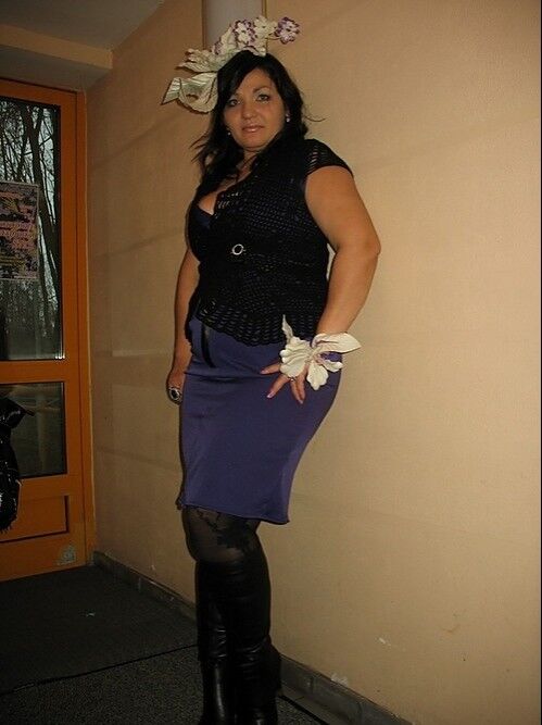  5822763  Elena, 47 ,    -