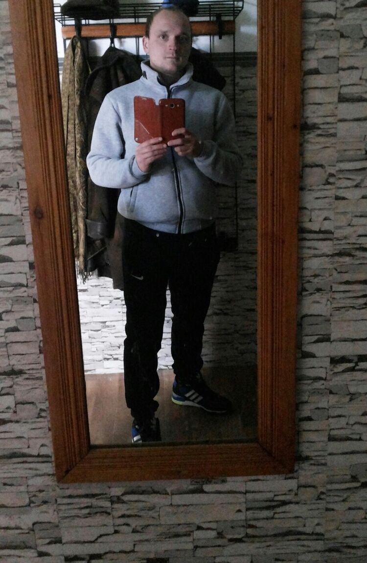  12667933  , 39 ,    