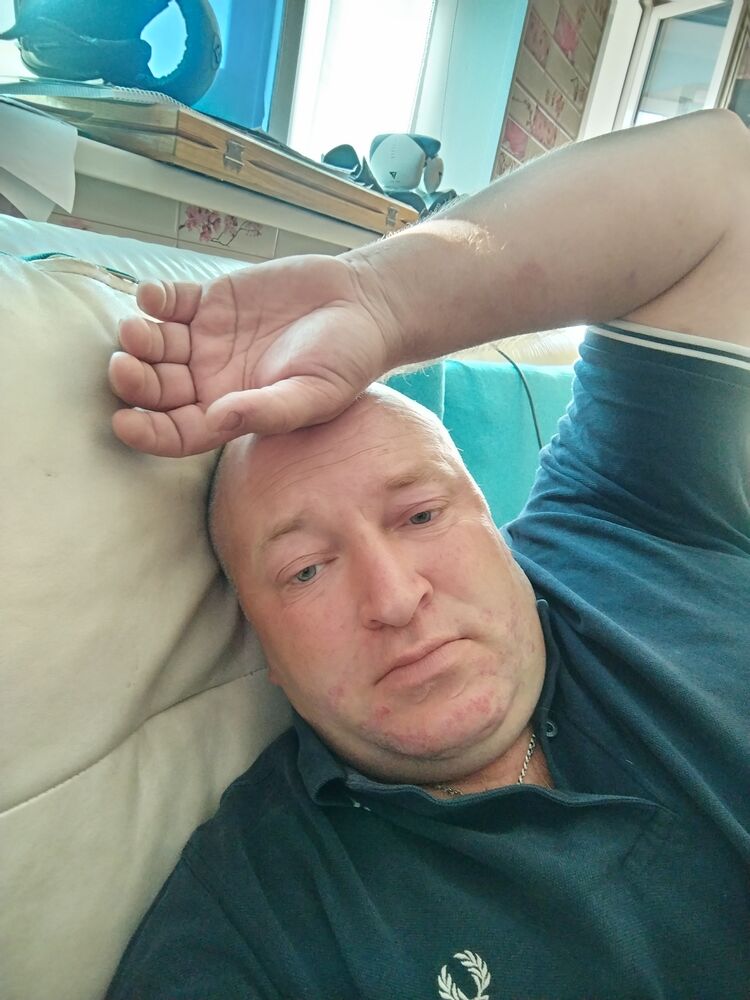  46838473  , 44 ,    -