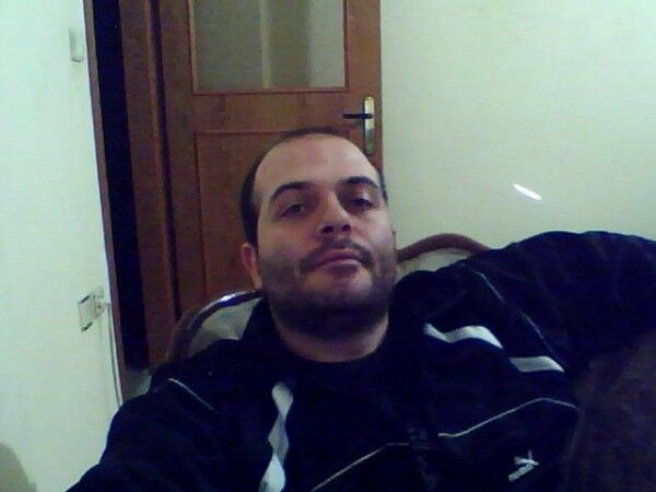  ,   Arman, 40 ,   ,   , c 