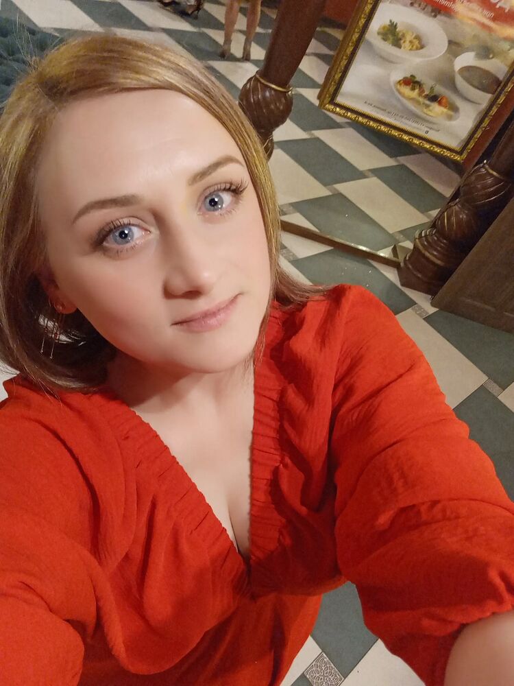  ,   Valentina, 37 ,   ,   
