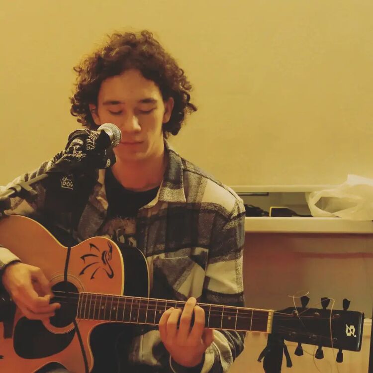  35736753  Danila, 22 ,    -