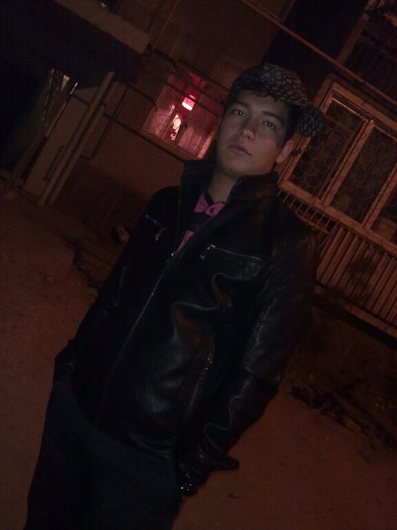  ,   Sherzot, 32 ,   