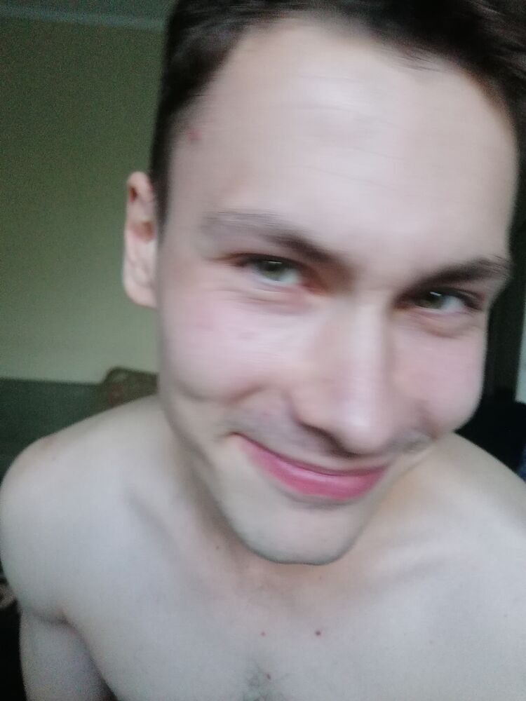  32152843  , 28 ,    