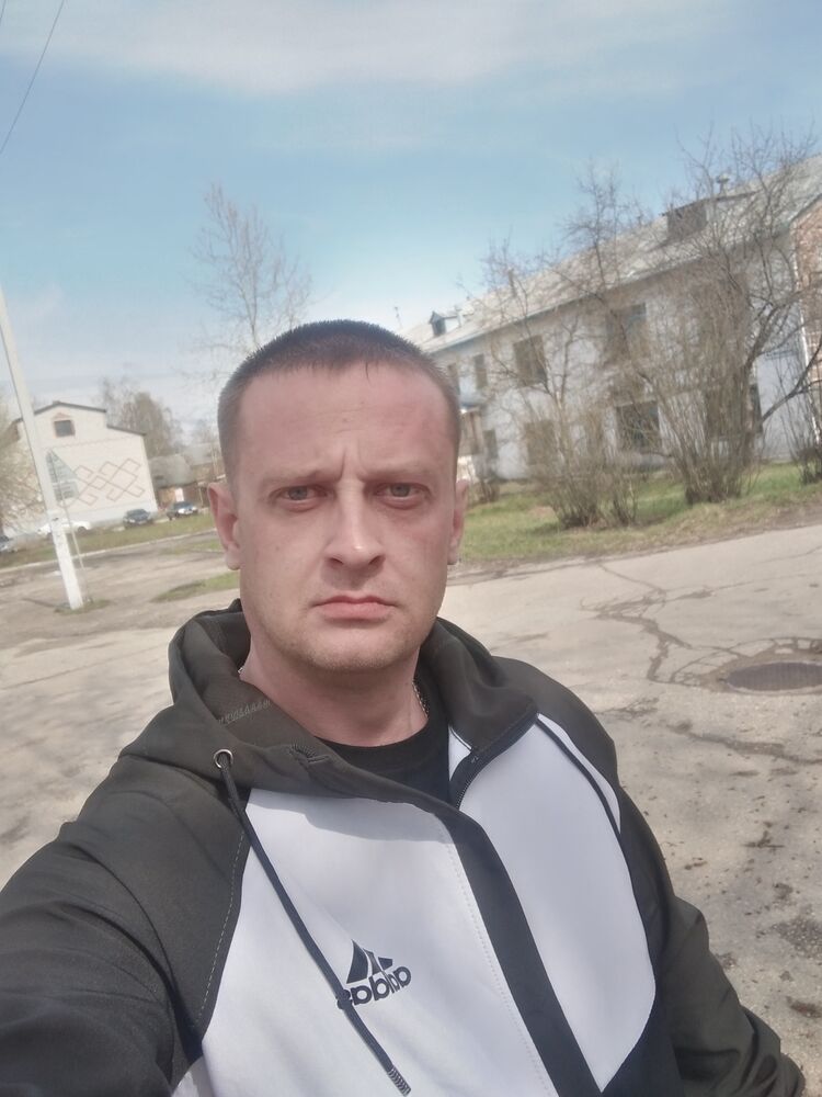  43717933  , 36 ,    