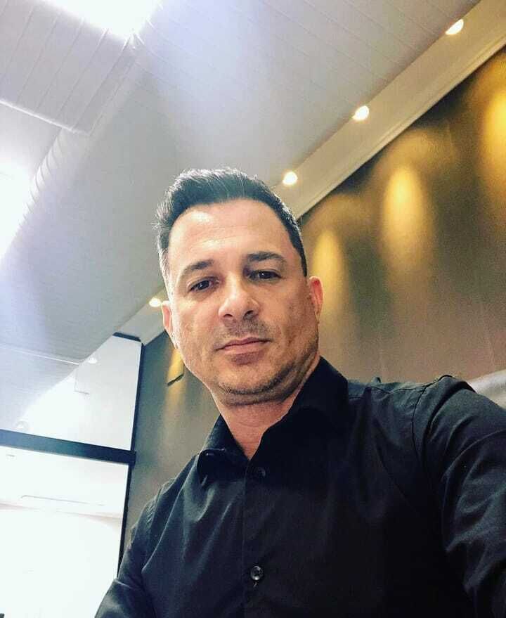  34687463  Albert, 55 ,    