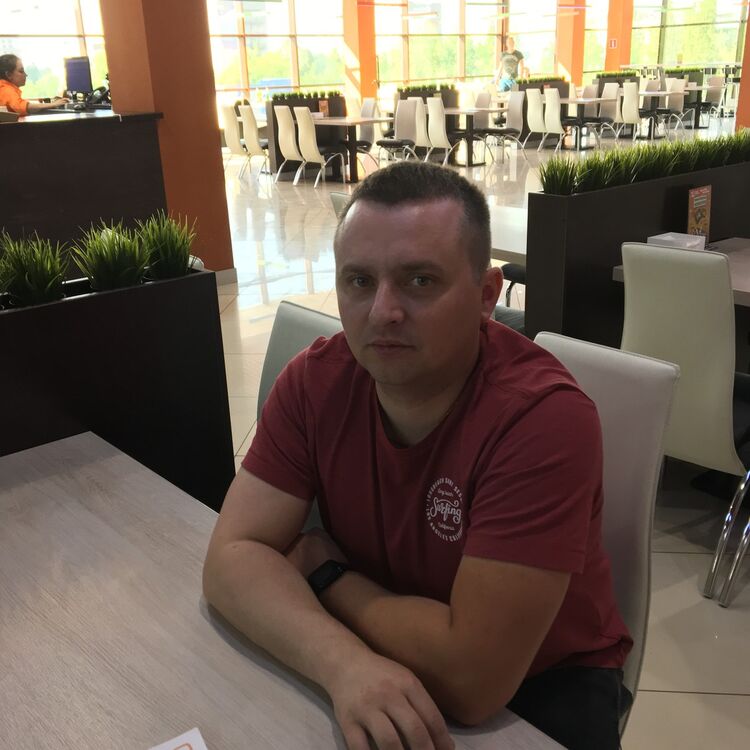  18048253  , 42 ,    