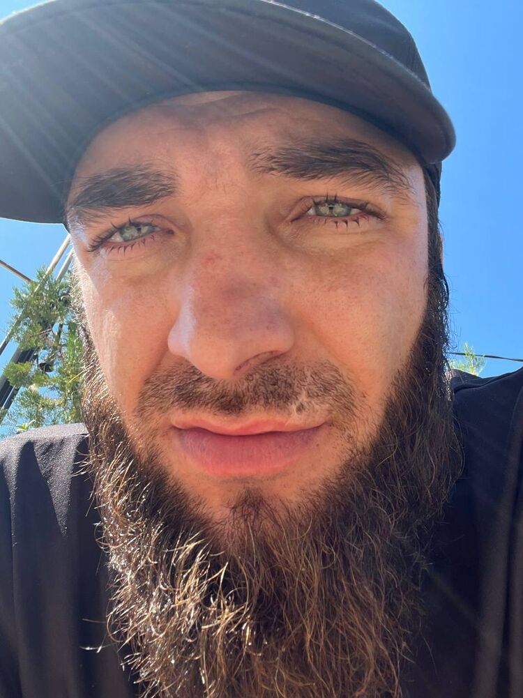  53722723  Arabov, 29 ,    