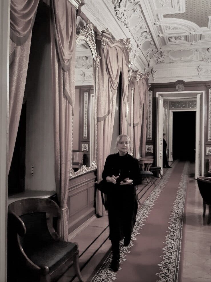  54307243  Vera, 69 ,    