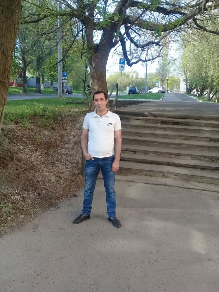  53754193  Sevak, 42 ,    