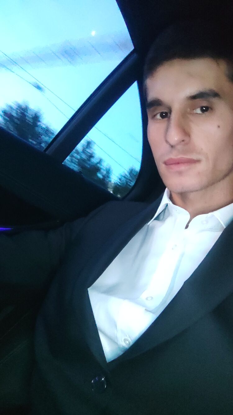  40564133  , 27 ,    -