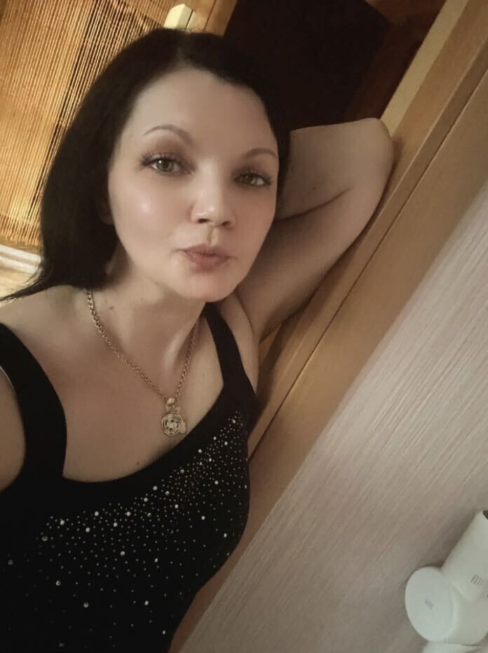  53078133  , 37 ,    