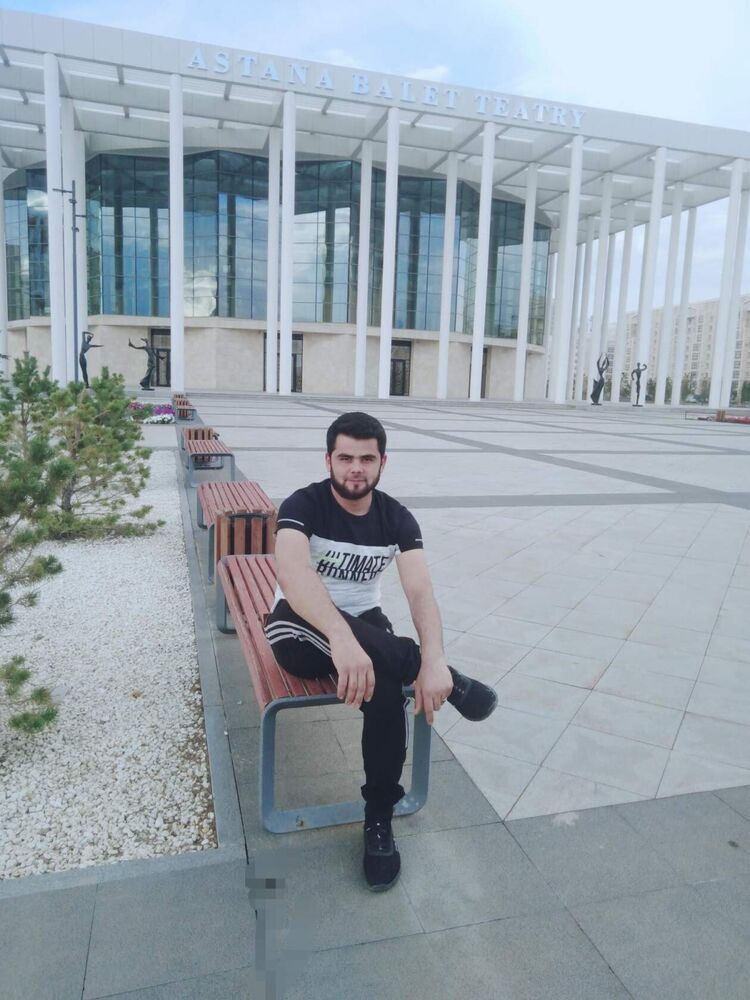  32988463  RUSTAM, 29 ,    