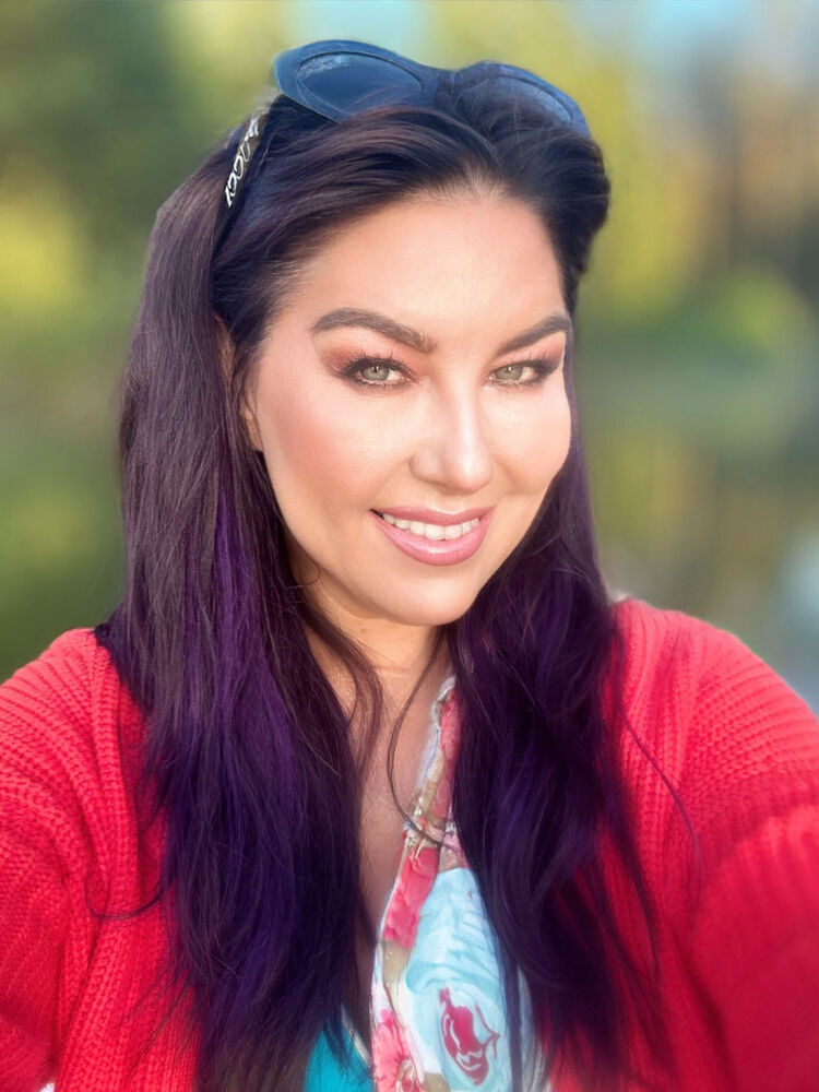 ,   Dana, 49 ,   ,   , c 
