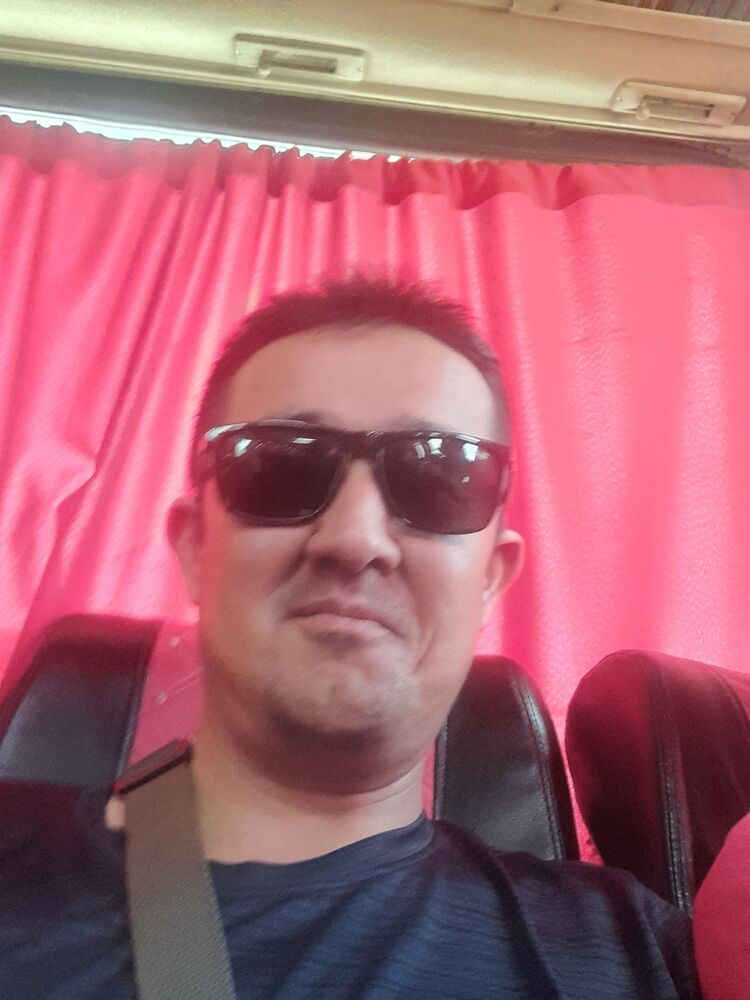 33464223  Farhod, 37 ,    