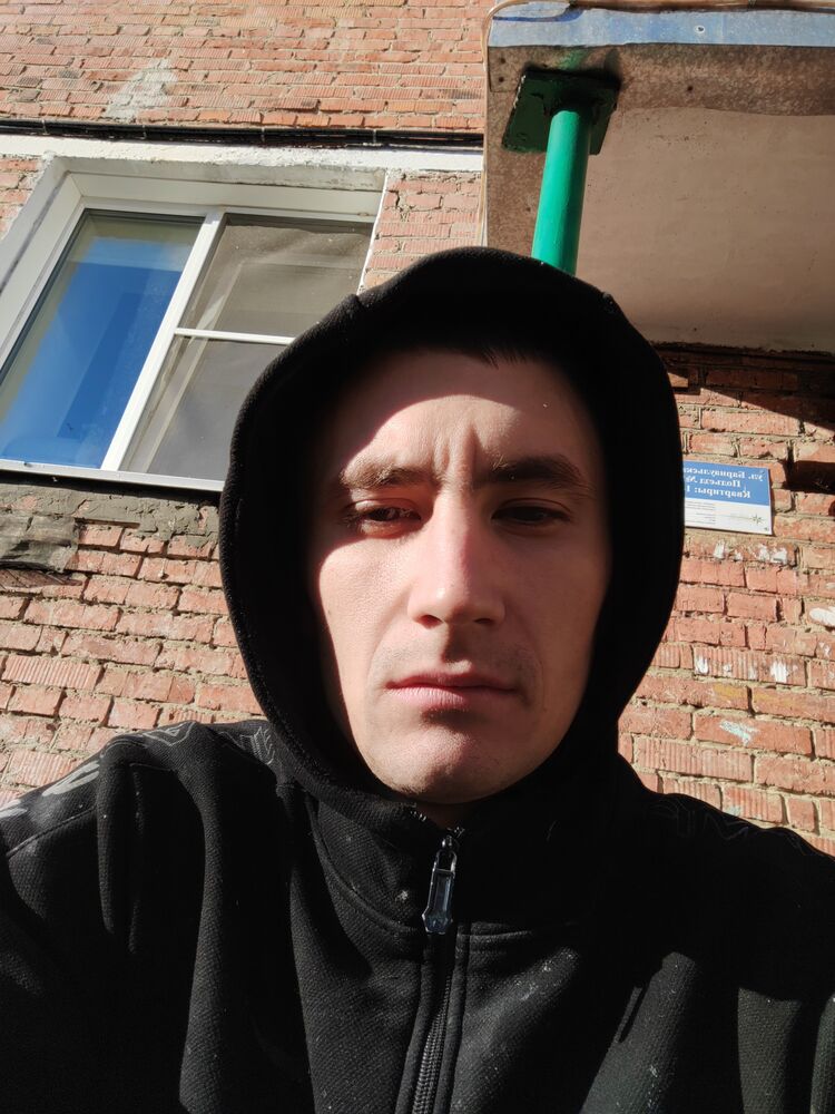  46493923  , 27 ,    