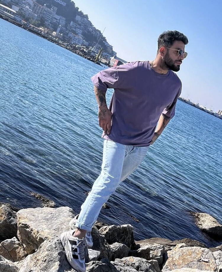  54748243  Yusuf, 31 ,    Aydin