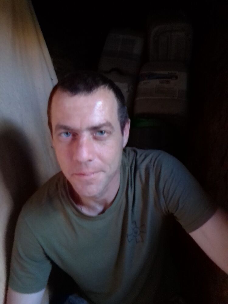  30029133  Vladimer, 42 ,    