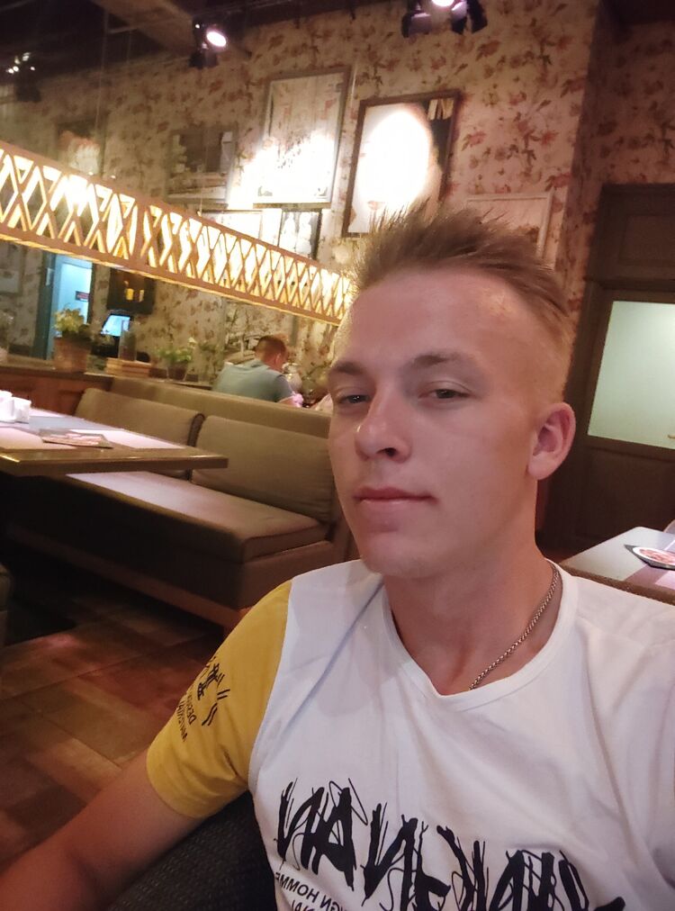  ,   Nikita, 22 ,   ,   
