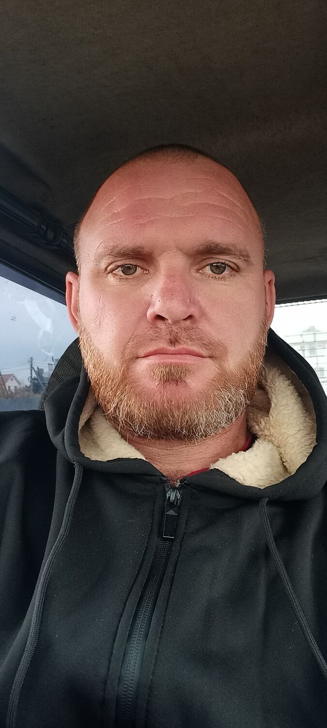  30671093  Sergey, 45 ,    