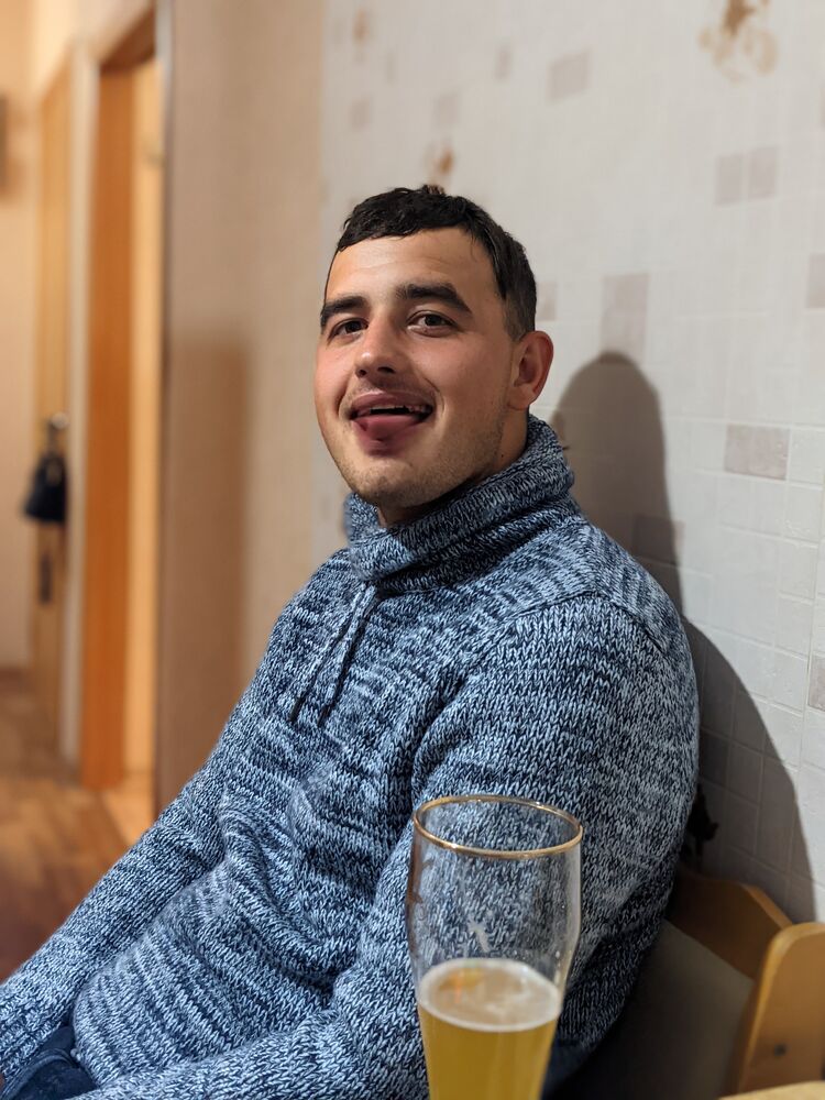  ,   Nikolay, 28 ,   ,   