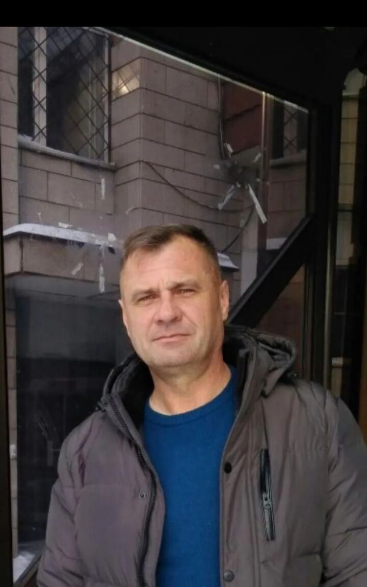  44268853  , 56 ,    