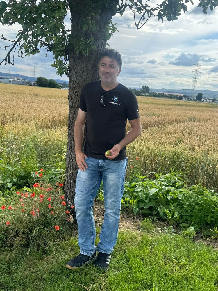  Frankfurt am Main,   Ercan, 47 ,   ,   , c , 