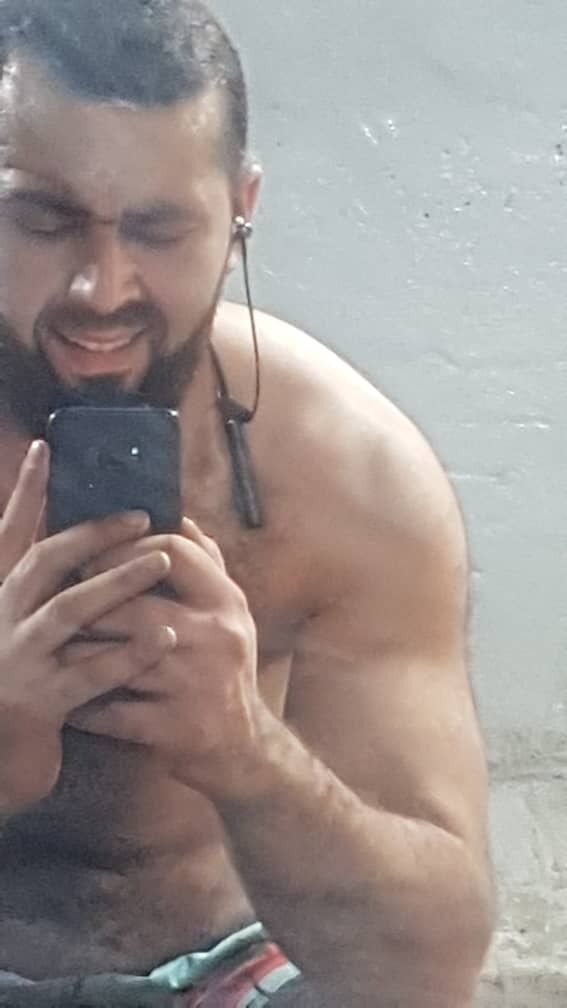  ,   Malish, 25 ,   ,   
