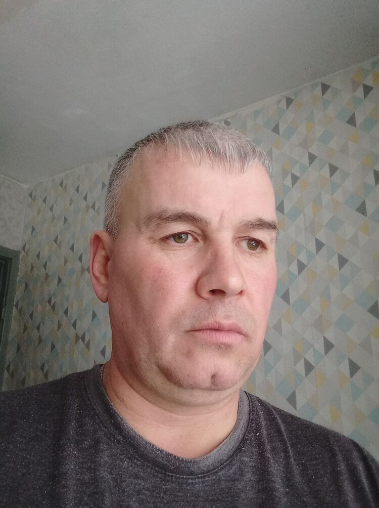  52052133  , 49 ,    