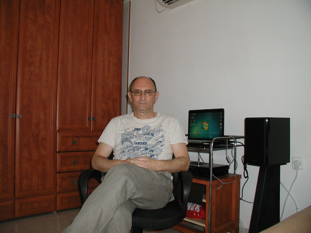  16135553  Oleg, 54 ,    Tel Aviv-Yafo