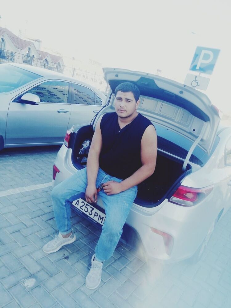  18285933  , 30 ,    