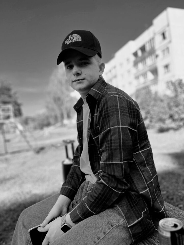   ,   RUSLAN, 25 ,   ,   