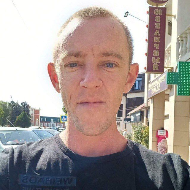  52508963  Pavel, 39 ,    