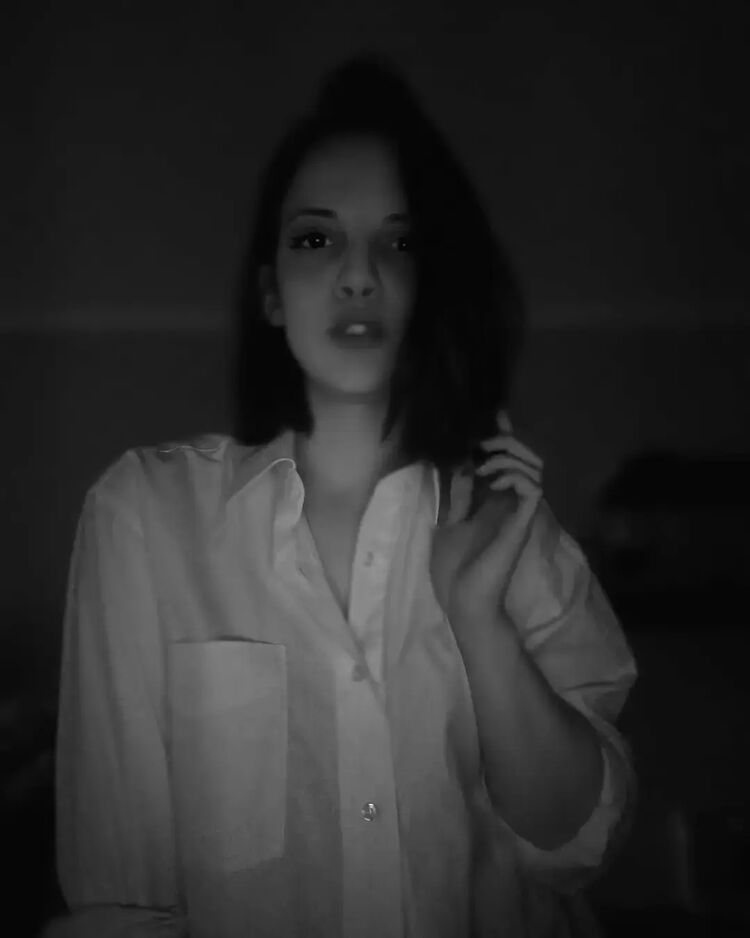  ,   Viktoria, 25 ,   ,   , c 