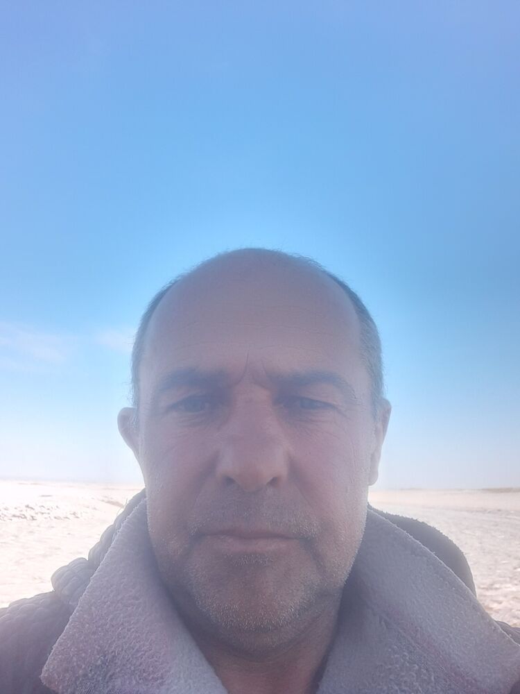  32637793  , 53 ,    