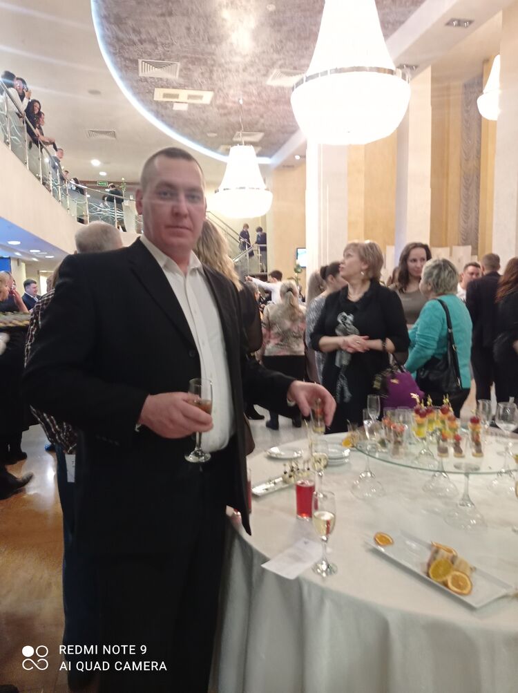  ,   Eduard, 41 ,   ,   , c , 