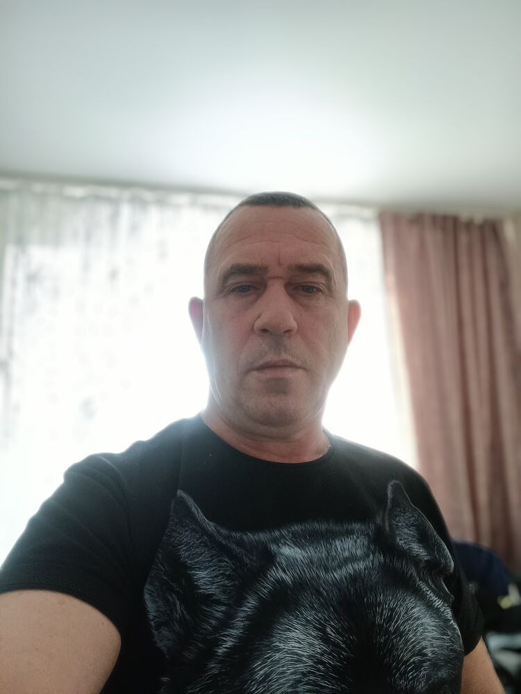  48872373  , 48 ,     