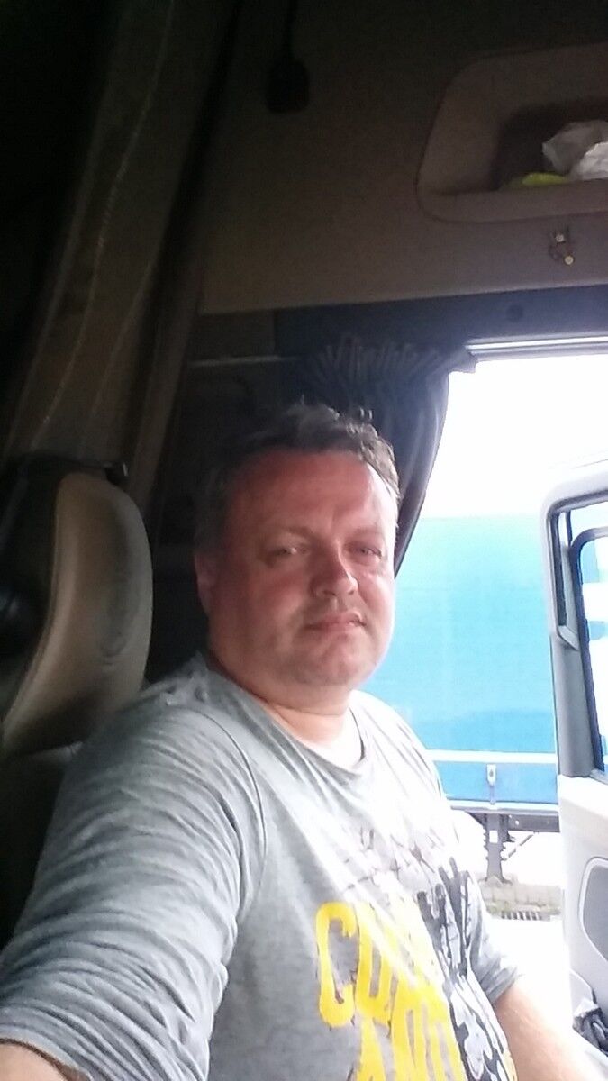  ,   Artur, 53 ,     , c 