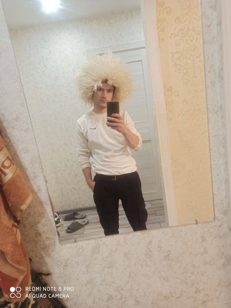  48946803  Davlat, 21 ,    