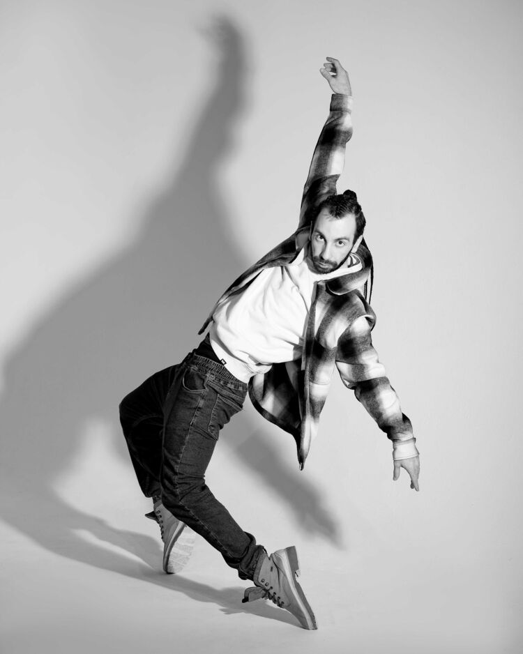 ���������� ������ ��������, ���� ������� ������, 33 ����, ������������ ��� ����� � ���������