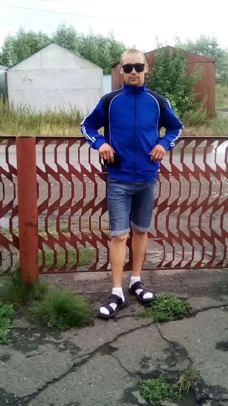  30209653  Aleksandr, 33 ,    