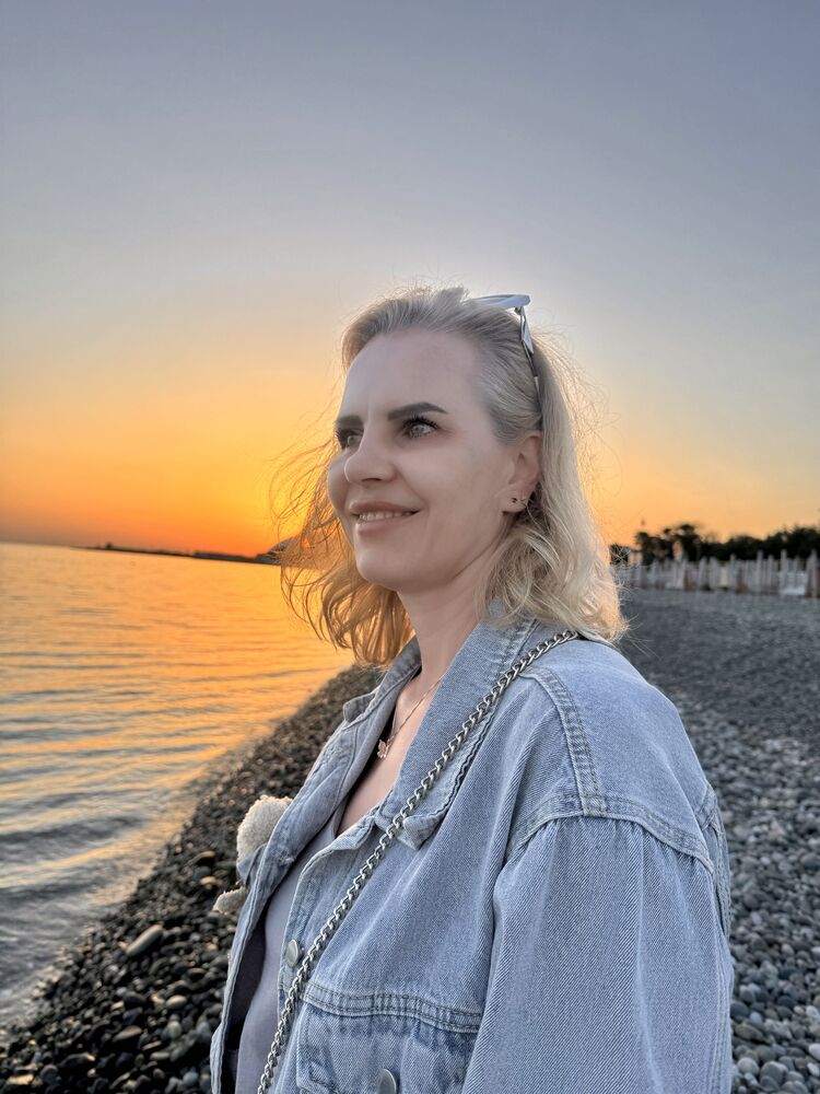  ,   , 44 ,   c 