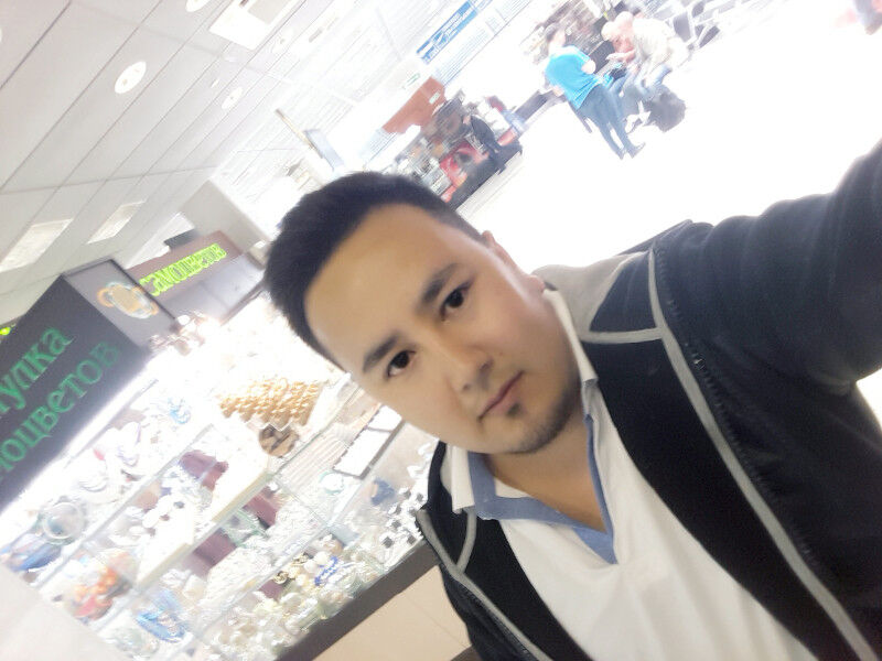  9657253  Starboy, 35 ,    